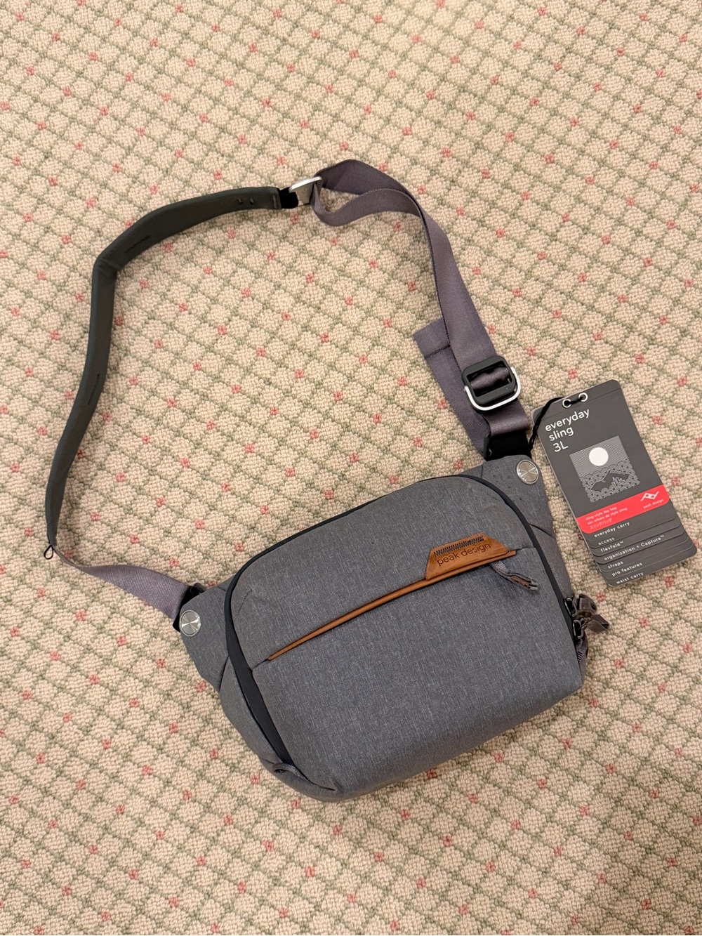 Peak Design Everyday Sling 3L Crossbody Bag - Ash (Gray)